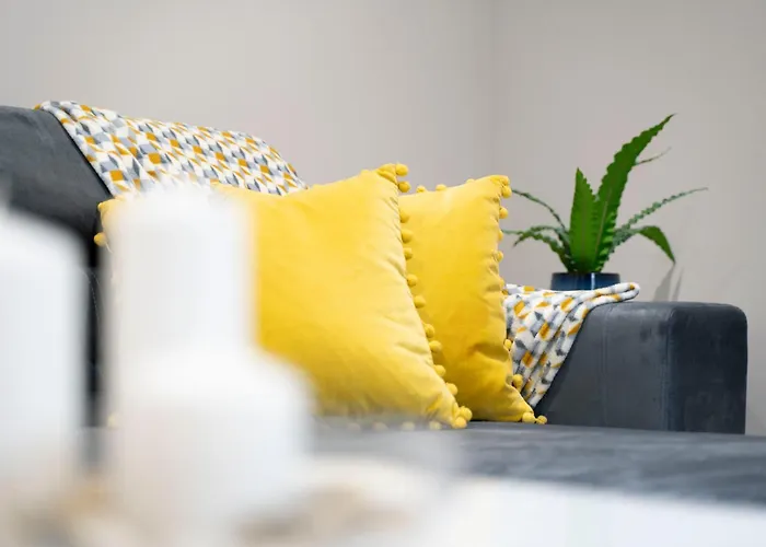 Princess Street Luxury Apt - Portrush